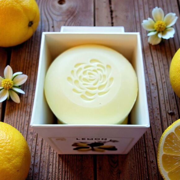 Italian Lemon Soap Box Set, Natural Vegetable Soap -NWT - Picture 9 of 10